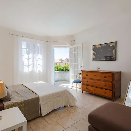 Cyrnos By Interhome 圣马克西姆