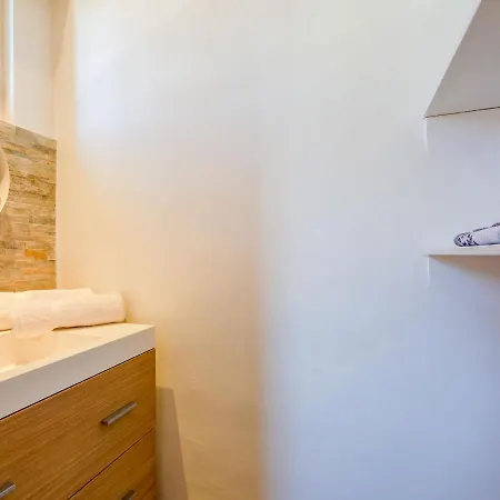 Cyrnos By Interhome 圣马克西姆