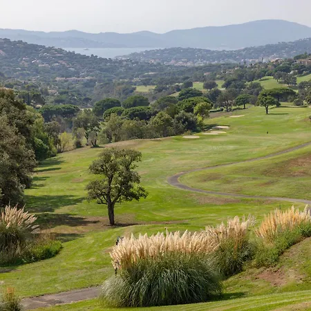 Cyrnos By Interhome 圣马克西姆